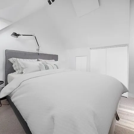 Apartment Vaivorykstes Namai Heated Pool By Domvia *